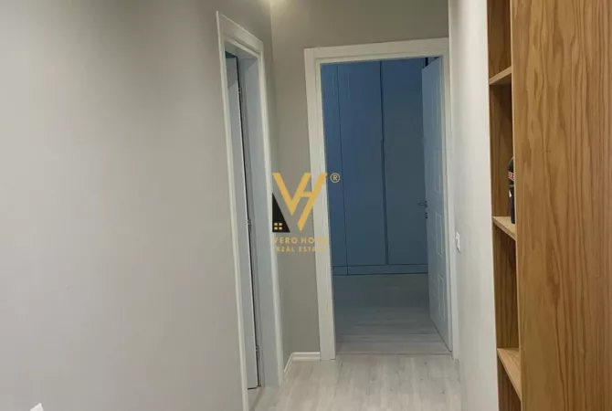 Shtepi me qera 2+1 ne Tirane - 750 Euro