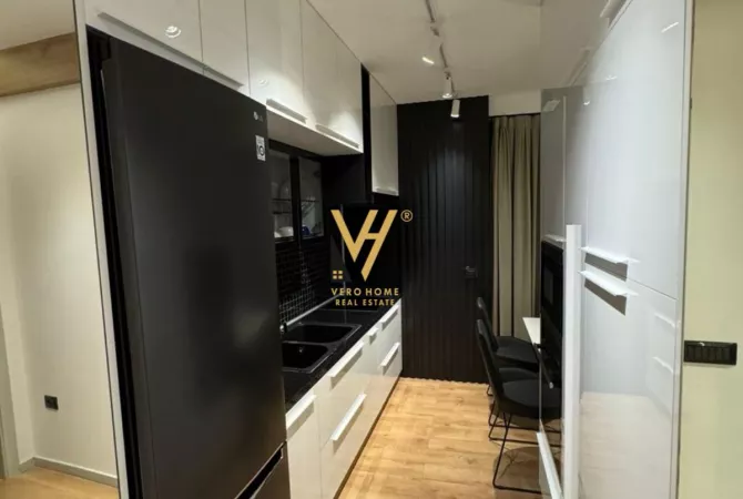 Shtepi me qera Apartament ne Tirane, 1+1, Mobilimi Pjeserisht e mobiluar, Pagesa 80,000  Leke.