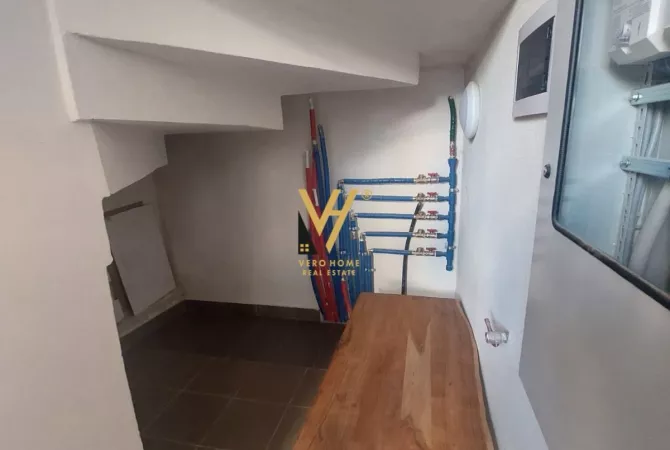 Shtepi me qera 1+1 ne Tirane - 50,000 Leke