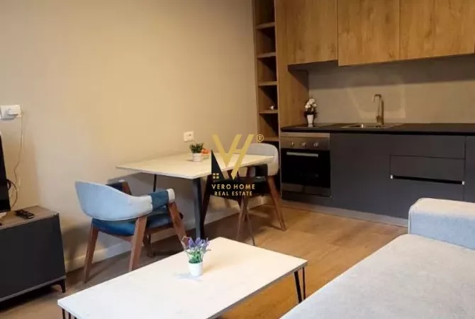 Shtepi me qera 2+1 ne Tirane - 950 Euro