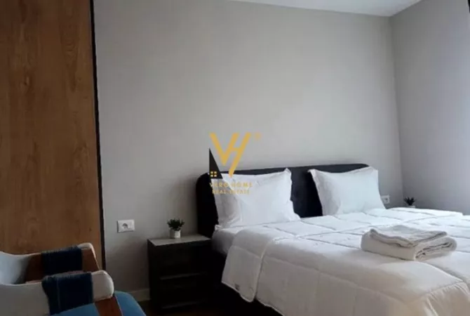 Shtepi me qera 2+1 ne Tirane - 950 Euro