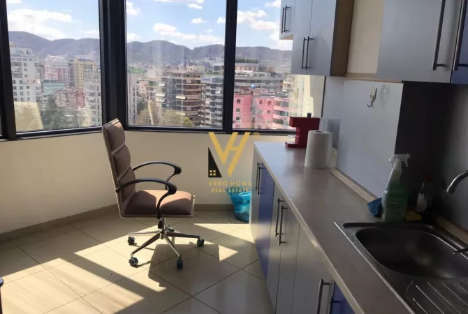 JEPET ZYRE 118 M2 ME QIRA TE KULLAT BINJAKE 2.400 EURO