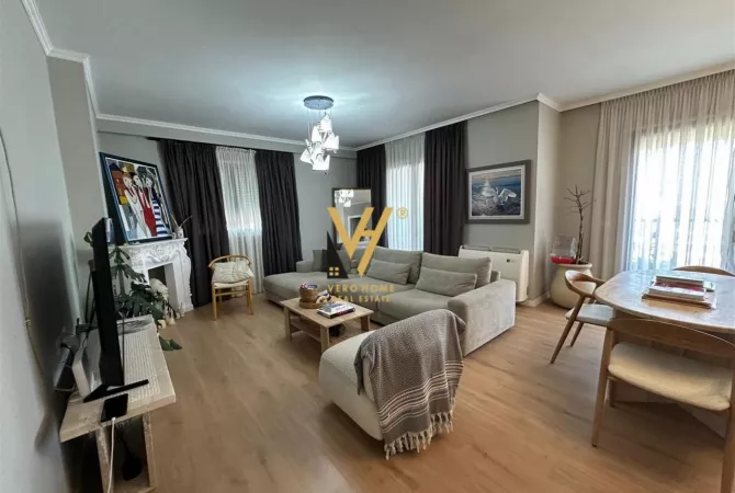 Shtepi me qera 2+1 ne Tirane - 1,450 Euro