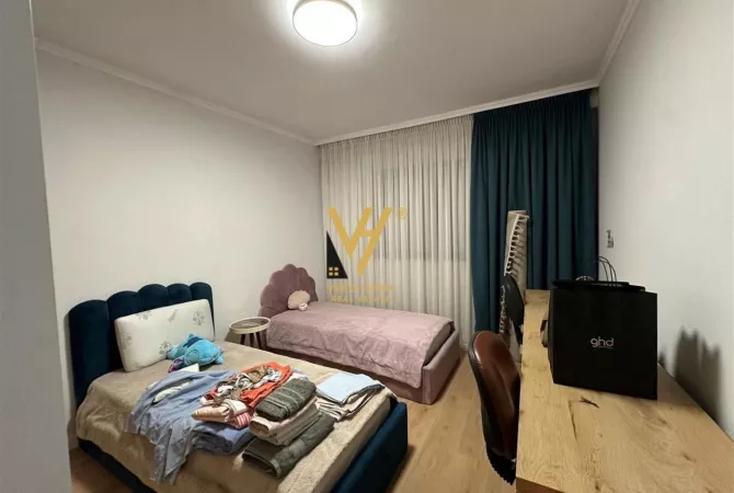 Shtepi me qera Apartament ne Tirane, 2+1, Mobilimi E mobiluar, Pagesa 1,450  Euro.