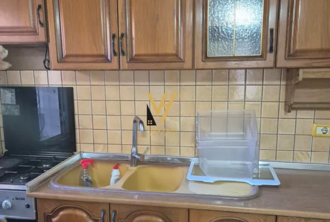 Shtepi me qera 1+1 ne Tirane - 450 Euro