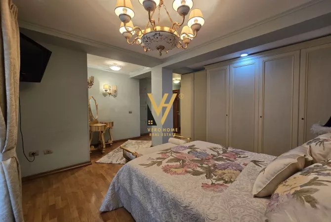 Shtepi ne shitje 4+1 ne Tirane - 600,000 Euro