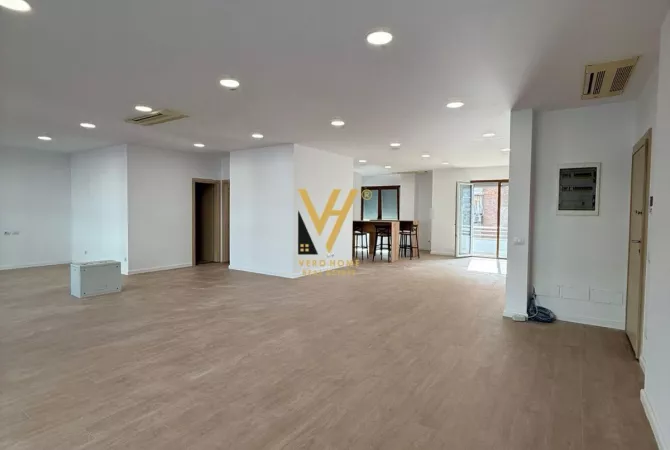 JEPET ZYRE 190 M2 ME QIRA TE DELIJORGJI 250.000 LEKE