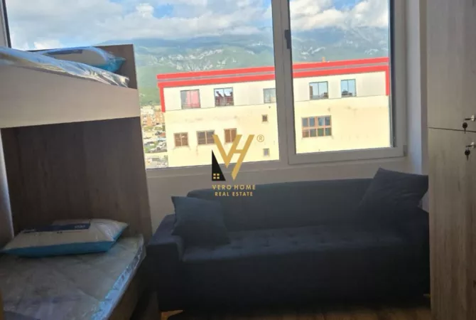 Shtepi me qera Shtepi Private ne Tirane, 5+1, Mobilimi E mobiluar, Pagesa 1,500  Euro.