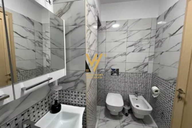 Shtepi me qera 2+1 ne Tirane - 800 Euro