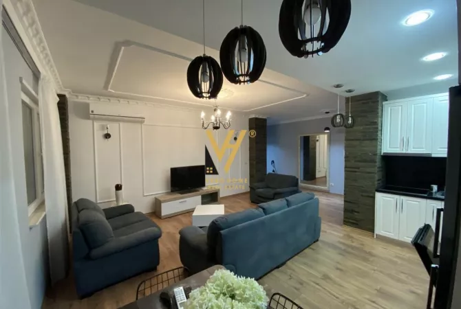 Shtepi me qera 2+1 ne Tirane - 700 Euro