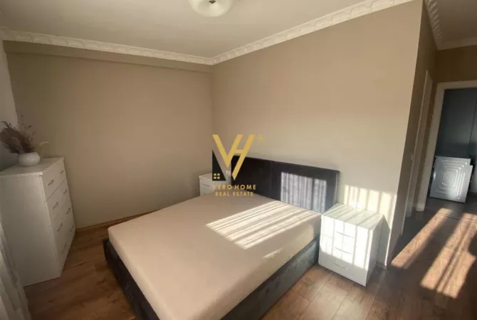 Shtepi me qera Apartament ne Tirane, 2+1, Mobilimi E mobiluar, Pagesa 700  Euro.