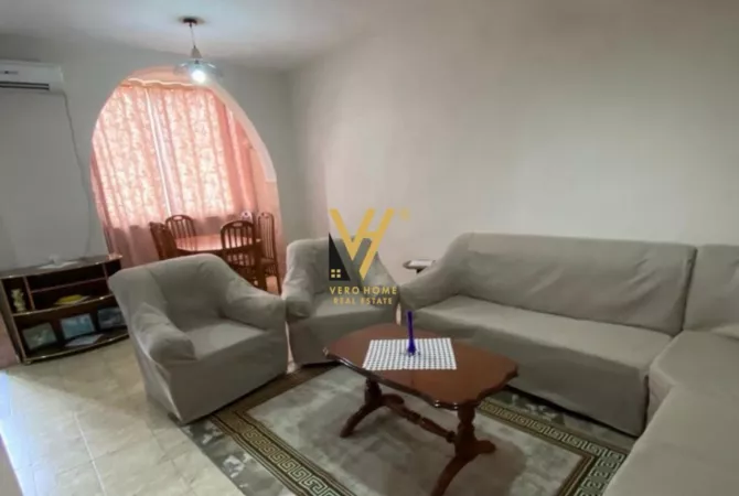 Shtepi me qera 2+1 ne Tirane - 65,000 Leke