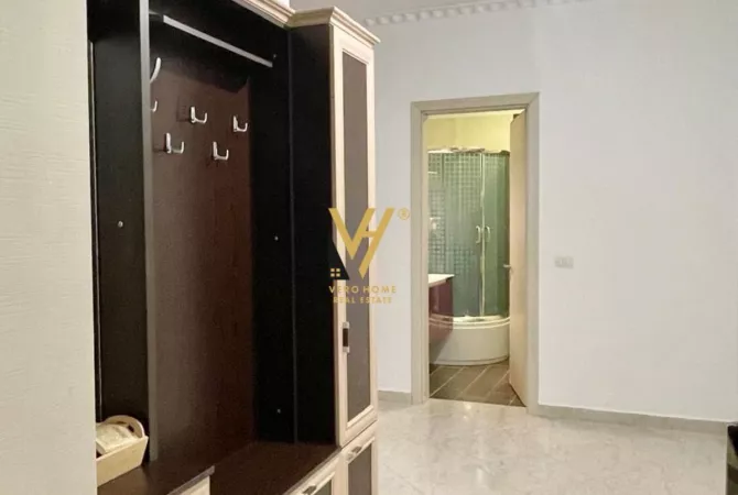 Shtepi me qera Apartament ne Tirane, 2+1, Mobilimi E mobiluar, Pagesa 700  Euro.