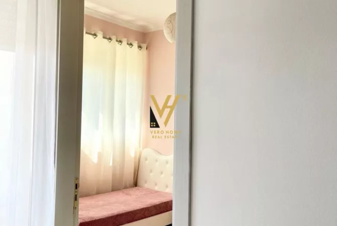 Shtepi me qera Apartament ne Tirane, 2+1, Mobilimi E mobiluar, Pagesa 700  Euro.