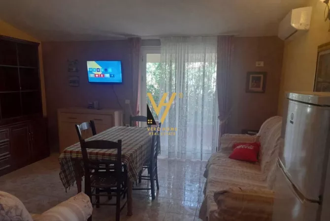 Shtepi me qera 2+1 ne Tirane - 60,000 Leke