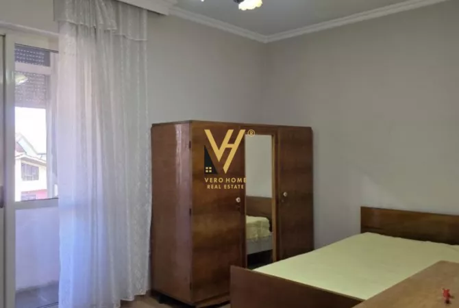 Shtepi me qera 2+1 ne Tirane - 60,000 Leke