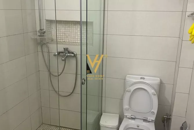 Shtepi me qera Apartament ne Tirane, 2+1, Mobilimi E mobiluar, Pagesa 700  Euro.