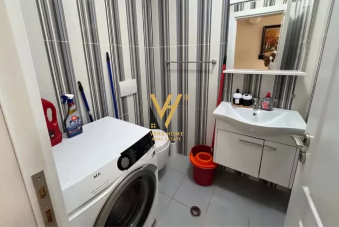 Shtepi me qera Apartament ne Tirane, 2+1, Mobilimi E mobiluar, Pagesa 700  Euro.