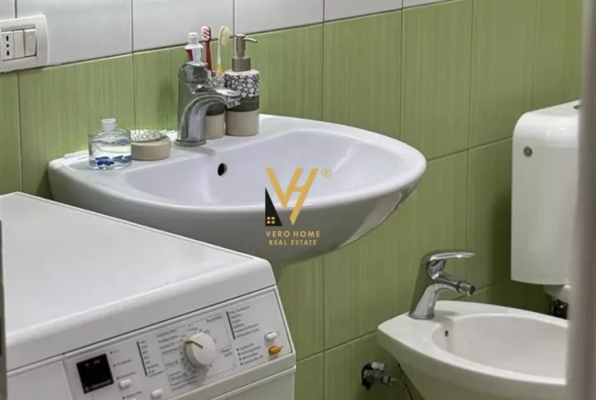 Shtepi me qera Apartament ne Tirane, 1+1, Mobilimi E mobiluar, Pagesa 550  Euro.