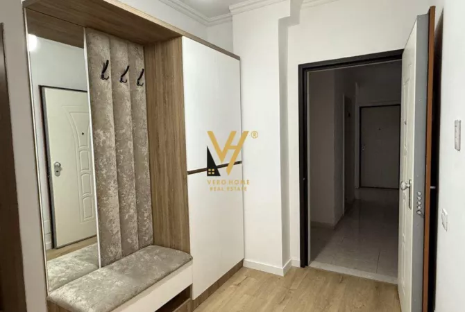 Shtepi me qera 2+1 ne Tirane - 800 Euro