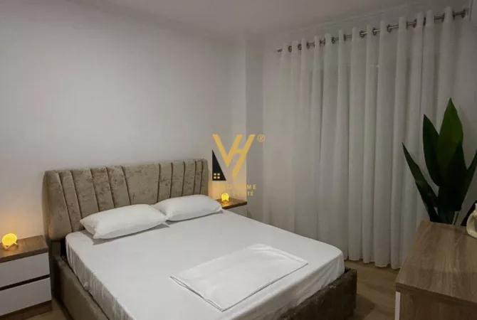 Shtepi me qera Apartament ne Tirane, 2+1, Mobilimi E mobiluar, Pagesa 800  Euro.