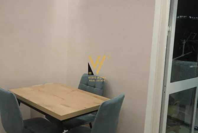 Shtepi me qera 1+1 ne Tirane - 650 Euro