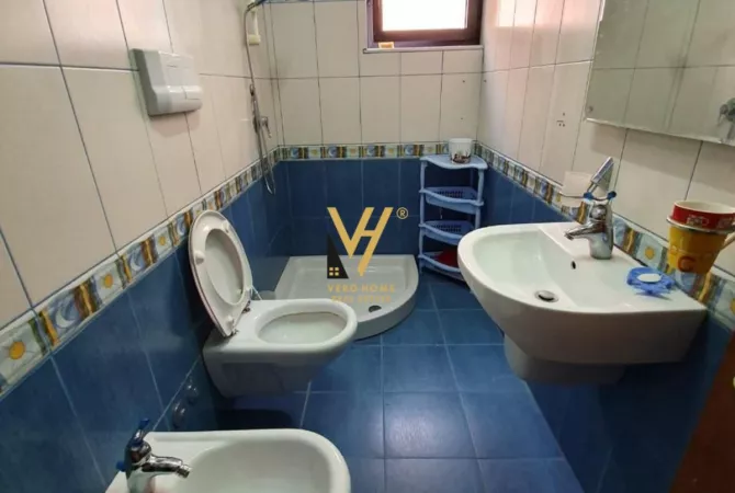 Shtepi me qera Apartament ne Tirane, 1+1, Mobilimi E mobiluar, Pagesa 60,000  Leke.