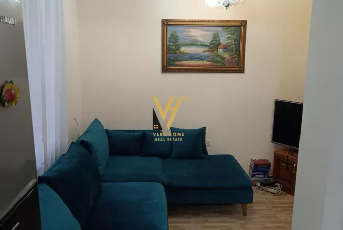 Shtepi me qera 2+1 ne Tirane - 50,000 Leke