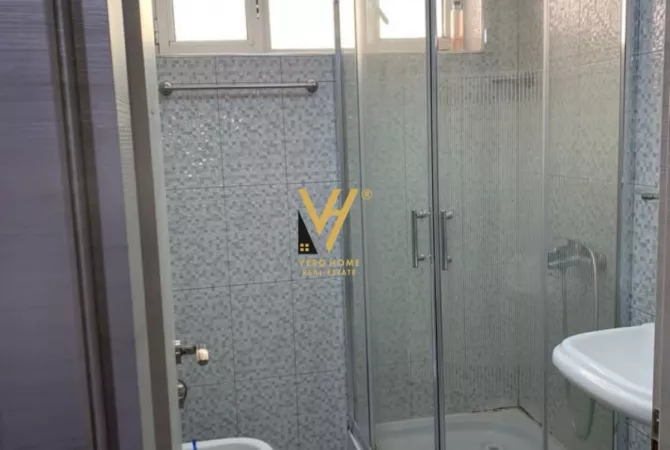 Shtepi me qera Apartament ne Tirane, 1+1, Mobilimi E mobiluar, Pagesa 600  Euro.