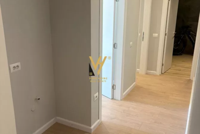 JEPET ZYRE 120 M2 ME QIRA TE KIKA 2, KOMUNA E PARISIT 130.000 LEKE