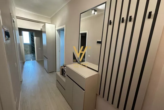Shtepi me qera 3+1 ne Tirane - 1,300 Euro