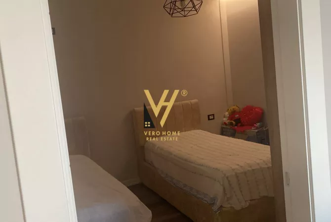 Shtepi me qera Apartament ne Tirane, 2+1, Mobilimi E mobiluar, Pagesa 800  Euro.