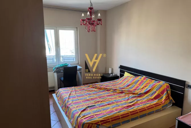 Shtepi ne shitje Apartament ne Tirane, 2+1, Mobilimi E mobiluar, Pagesa 206,000  Euro.