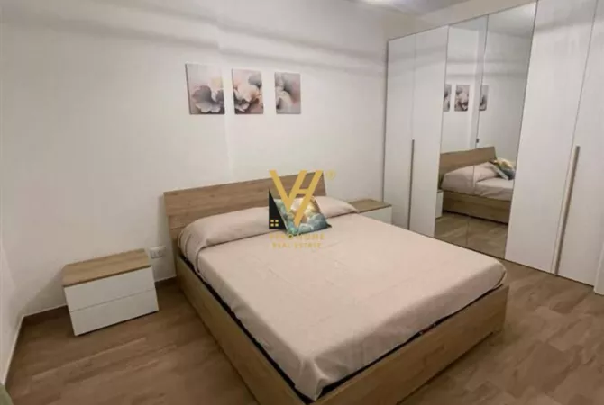 Shtepi me qera Apartament ne Tirane, 2+1, Mobilimi E mobiluar, Pagesa 1,200  Euro.