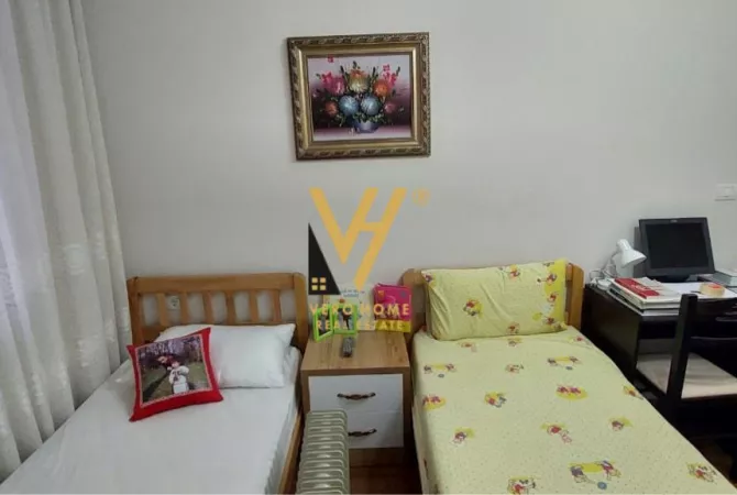 Shtepi me qera Apartament ne Tirane, 2+1, Mobilimi E mobiluar, Pagesa 650  Euro.