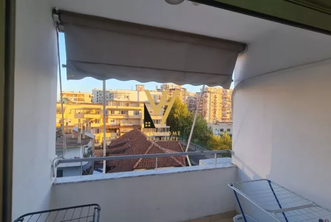 Shtepi me qera 3+1 ne Tirane - 800 Euro