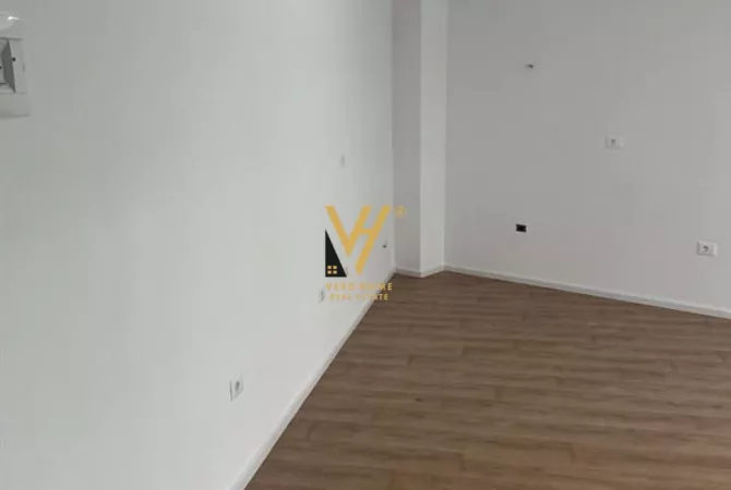 Shtepi me qera Apartament ne Tirane, 1+1, Mobilimi Bosh, pa mobiluar, Pagesa 400  Euro.