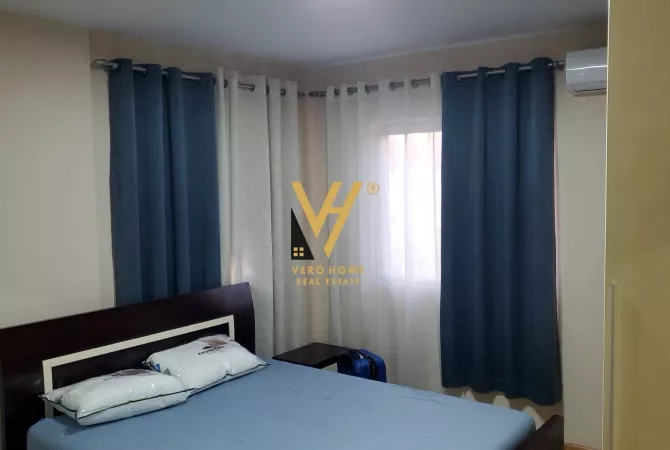 Shtepi me qera Apartament ne Tirane, 3+1, Mobilimi E mobiluar, Pagesa 70,000  Leke.