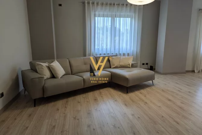 Casa in affitto 3+1 a Tirana - 240,000 Leke