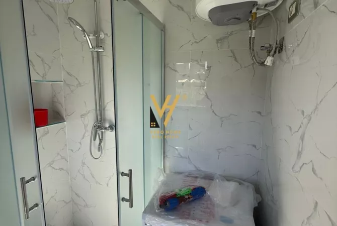 Shtepi me qera Apartament ne Tirane, 1+1, Mobilimi E mobiluar, Pagesa 500  Euro.