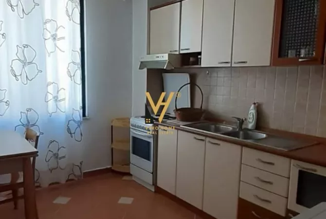 Shtepi me qera 1+1 ne Tirane - 600 Euro