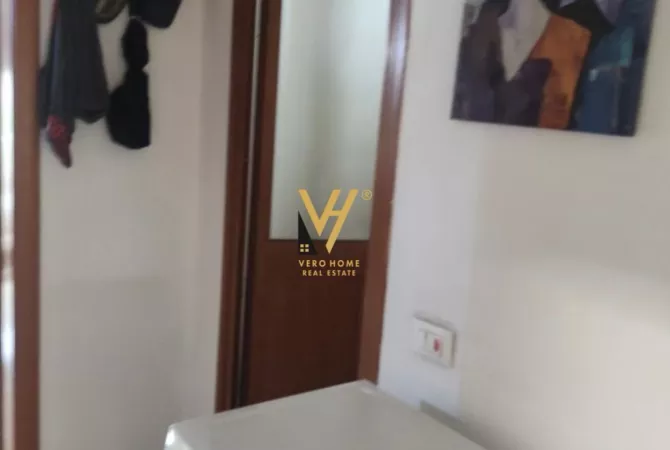 Shtepi me qera Apartament ne Tirane, 2+1, Mobilimi E mobiluar, Pagesa 600  Euro.