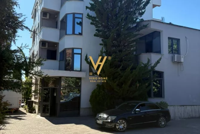 Ambient biznesi me qera 5+1 ne Tirane - 10,000 Euro