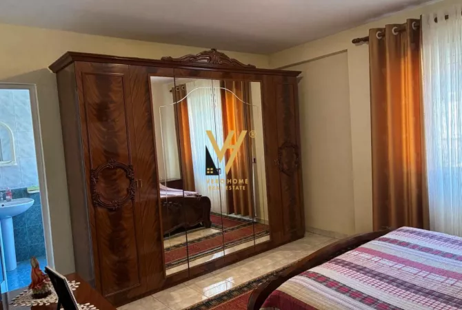 Shtepi ne shitje Apartament ne Tirane, 2+1, Mobilimi E mobiluar, Pagesa 310,000  Euro.