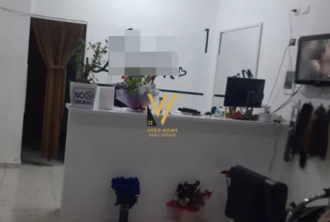 Ambient biznesi me qera 1+1 ne Tirane - 60,000 Leke