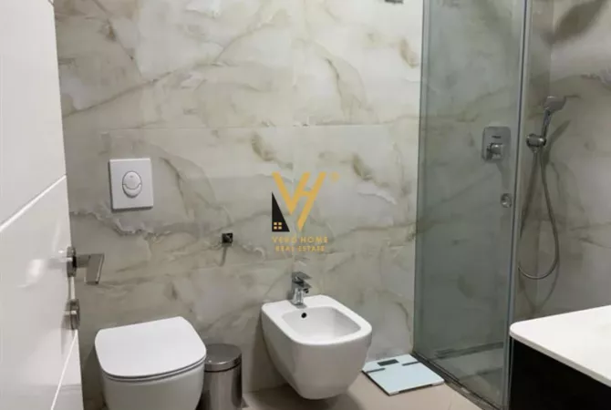 Shtepi me qera Apartament ne Tirane, 2+1, Mobilimi E mobiluar, Pagesa 700  Euro.