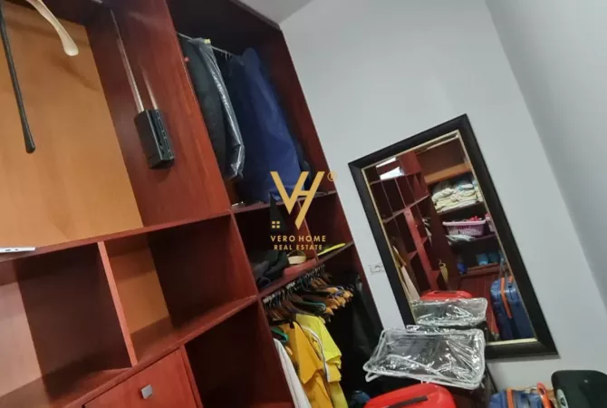 Shtepi me qera Apartament ne Tirane, 3+1, Mobilimi E mobiluar, Pagesa 100,000  Leke.