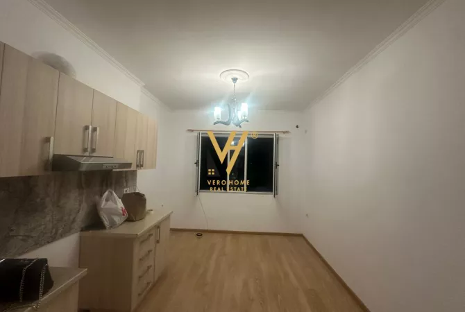 Shtepi me qera 2+1 ne Tirane - 500 Euro