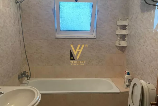 Shtepi me qera Apartament ne Tirane, 2+1, Mobilimi E mobiluar, Pagesa 700  Euro.