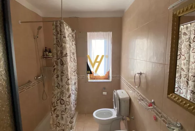 Shtepi me qera 2+1 ne Tirane - 600 Euro